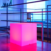 Cubo Multicor Luminoso com Bateria - 40 x 40 x 40